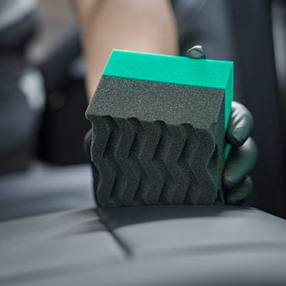 Wavy Waxing Sponge Applicator